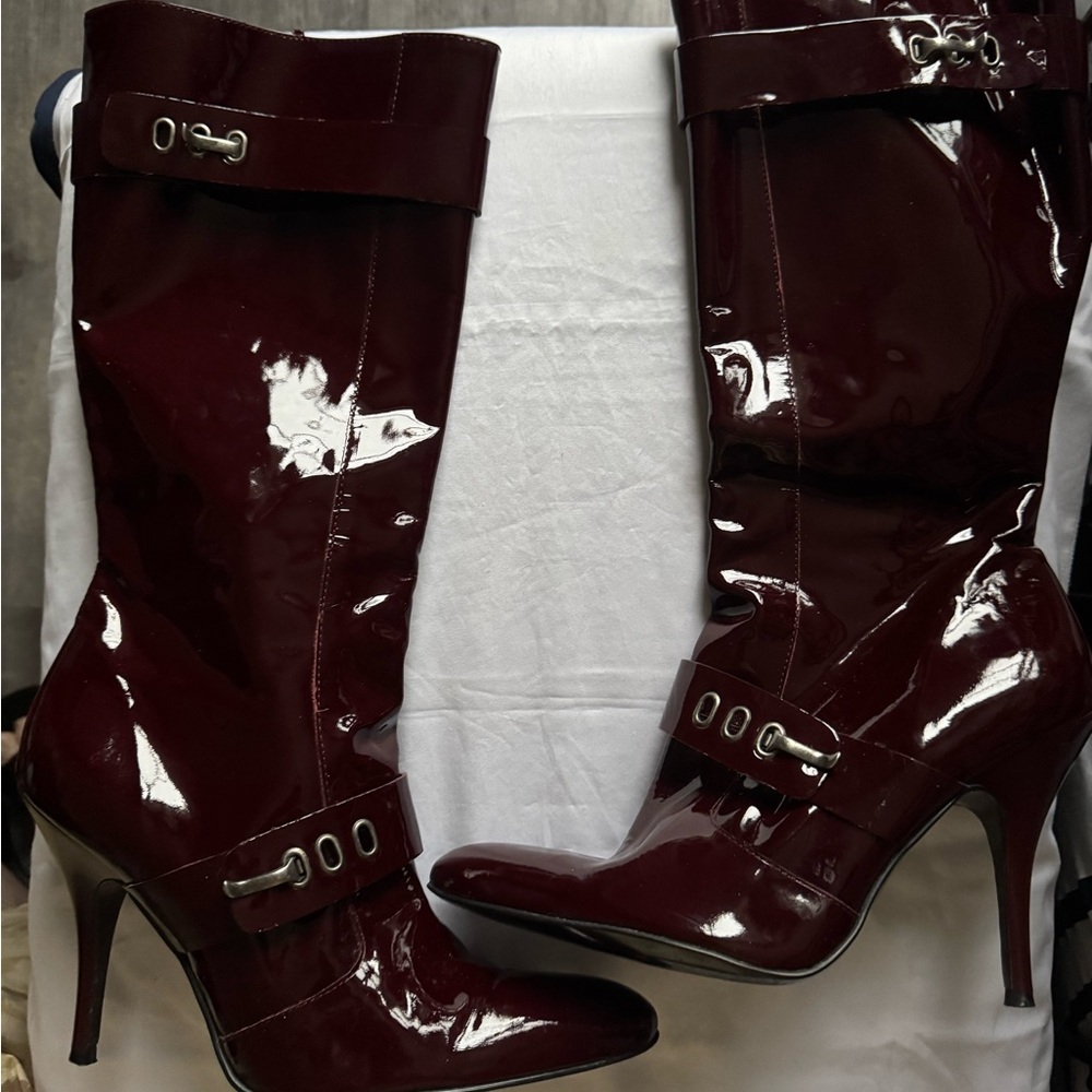 BCBGirls Glossy burgundy Heeled Boots leather like new
